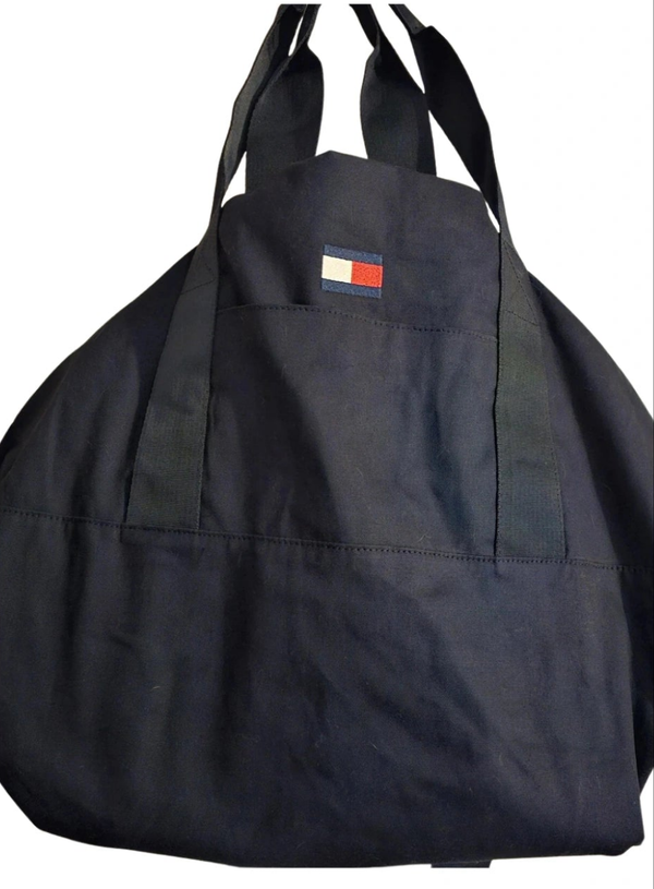 Tommy Hilfiger Duffel Bag With Hand Straps And Shoulder Strap